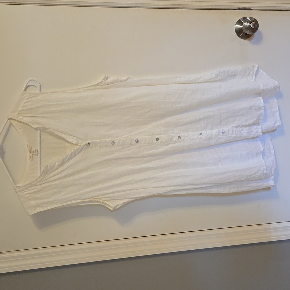 Eileen Fisher 100% organic linen top